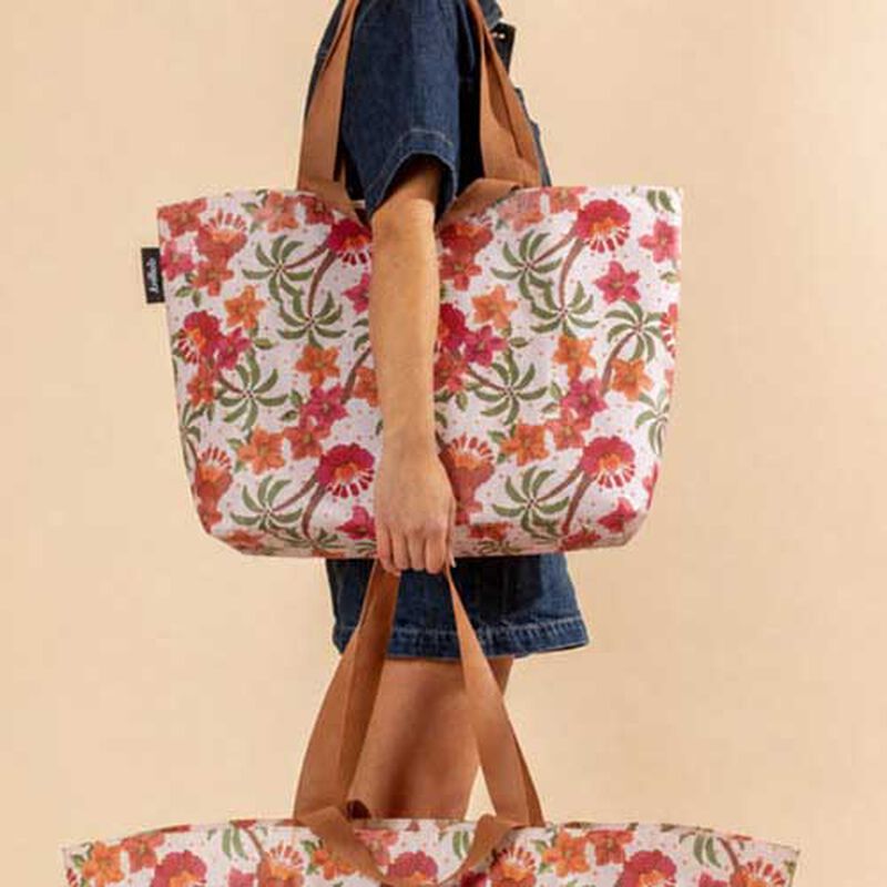 Kollab Shopper Tote Hibiscus Retreat image number 1